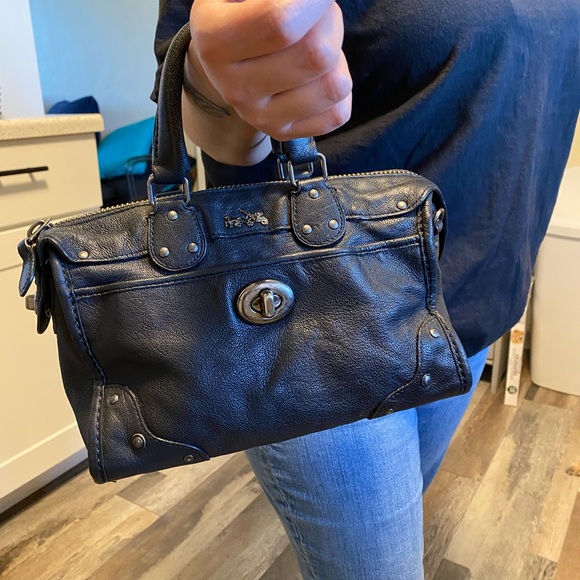 Coach Mini Rhyder - Picture 9 of 11